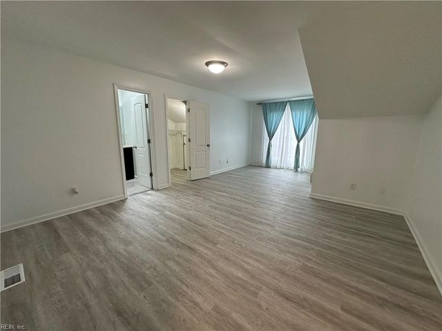 61 Riverchase DR, Hampton, VA 23669