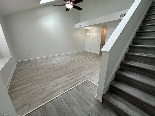 61 Riverchase DR, Hampton, VA 23669