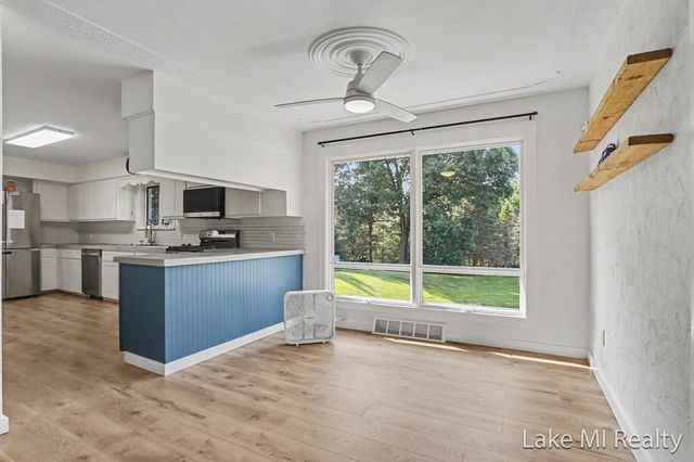 24065 M-78, Pennfield Twp, MI 49017