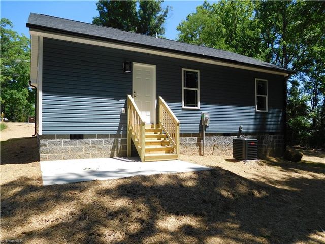 140 Crestwood Circle, High Point, NC 27260
