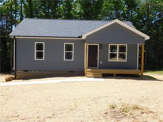140 Crestwood Circle, High Point, NC 27260