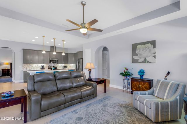 6236 W Fallsgrove Lane, Port Orange, FL 32128