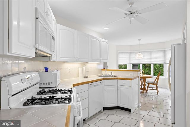 767 HICKMAN DR, Ocean View, DE 19970