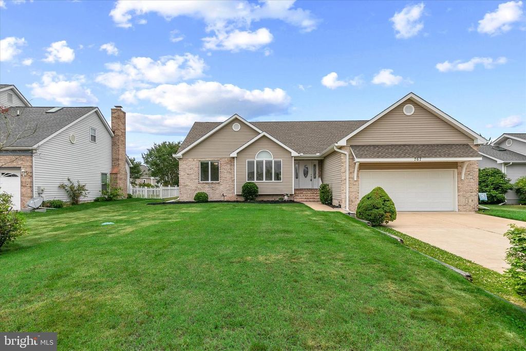 767 HICKMAN DR, Ocean View, DE 19970