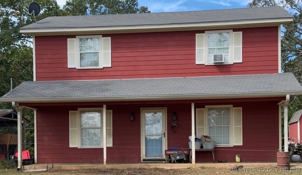 203 E Red Oak Drive, Durant, OK 74701