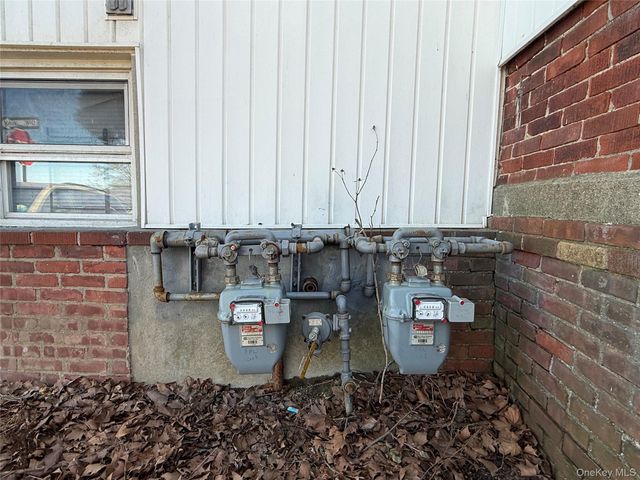 6111 156th Street, Flushing, NY 11367