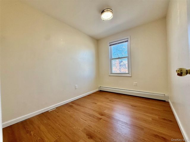 6111 156th Street, Flushing, NY 11367