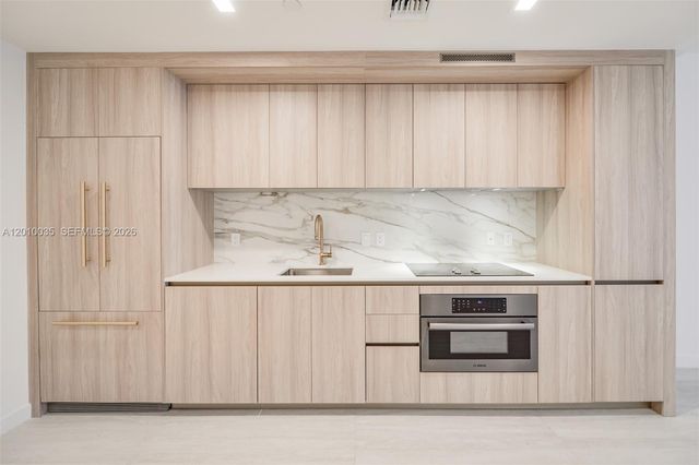 77 SE 5 Street 2603, Miami, FL 33131