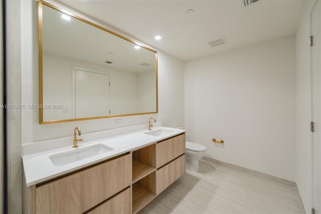 77 SE 5 Street 2603, Miami, FL 33131