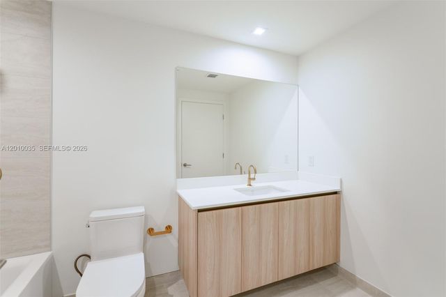 77 SE 5 Street 2603, Miami, FL 33131