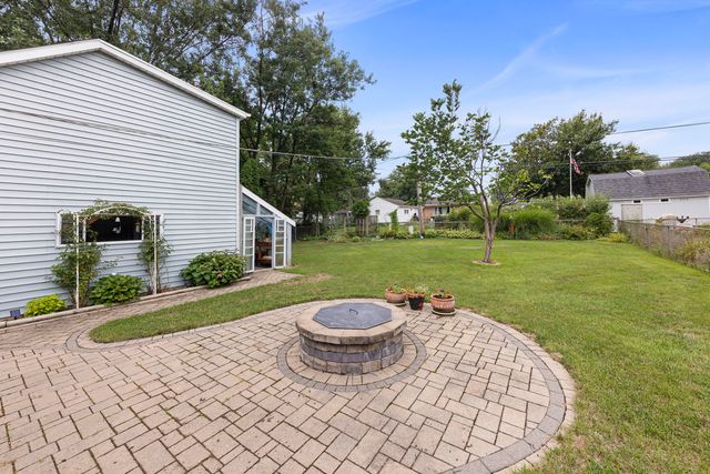 17560 Hillside Avenue, Homewood, IL 60430