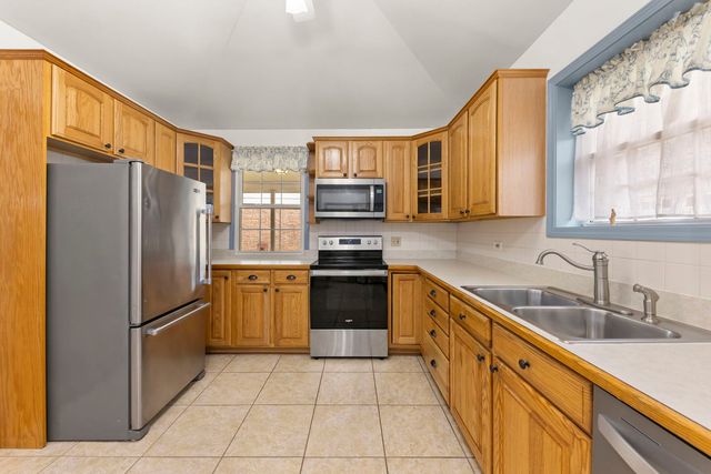 17560 Hillside Avenue, Homewood, IL 60430