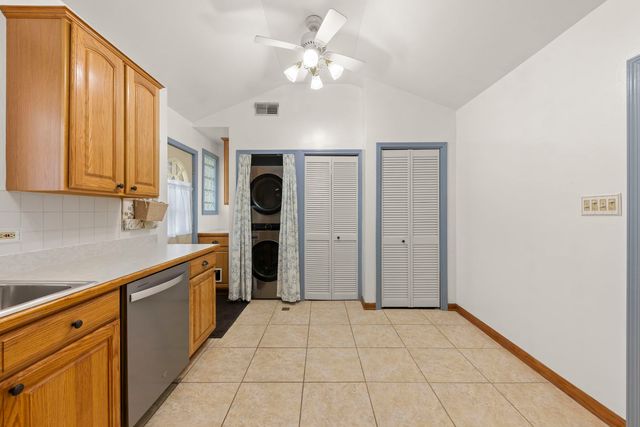 17560 Hillside Avenue, Homewood, IL 60430