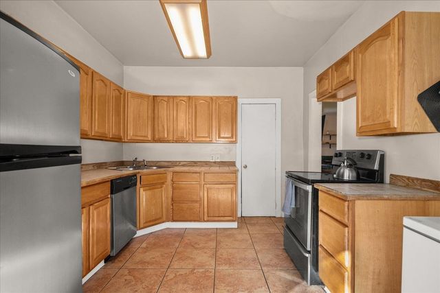 2914 E 34th Ave, Spokane, WA 99203