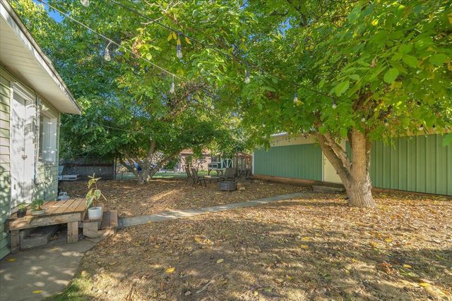 2914 E 34th Ave, Spokane, WA 99203