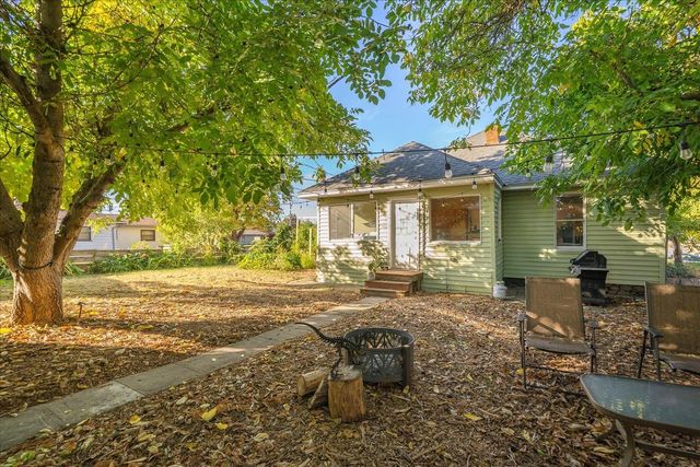 2914 E 34th Ave, Spokane, WA 99203