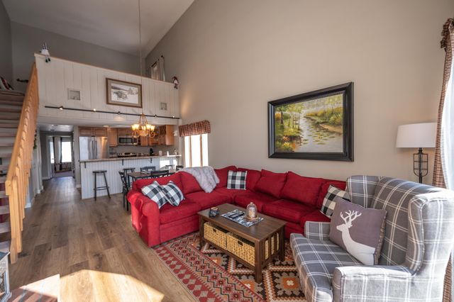 17I Snow Tree Lane Ledges I, Dover, VT 05356