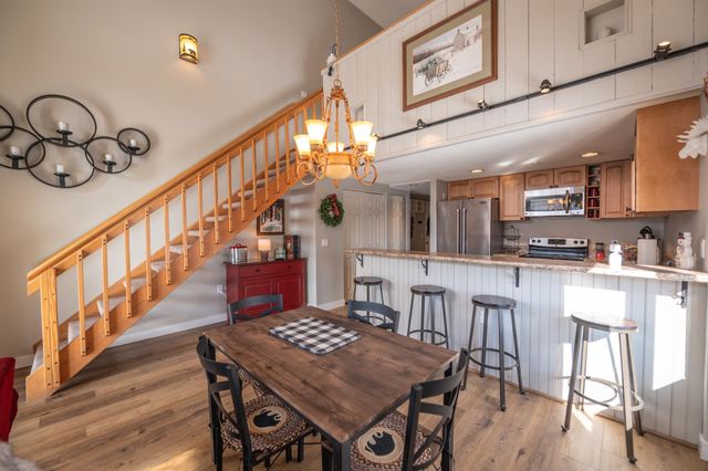 17I Snow Tree Lane Ledges I, Dover, VT 05356