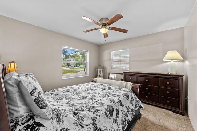 6737 LAUREL STREET N, St Petersburg, FL 33702