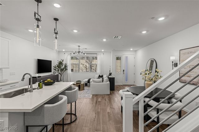 1503 Melodic Lark Drive, Las Vegas, NV 89138