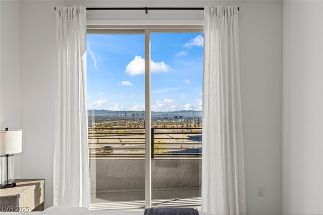 1503 Melodic Lark Drive, Las Vegas, NV 89138