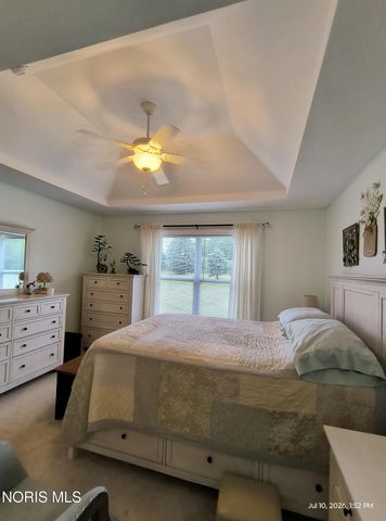 8408 Birchwood Lane, Northwood, OH 43619