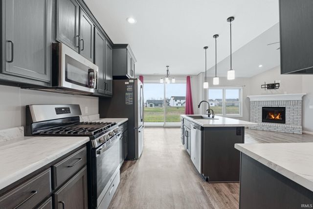 17304 Hummelsone Run, Huntertown, IN 46748