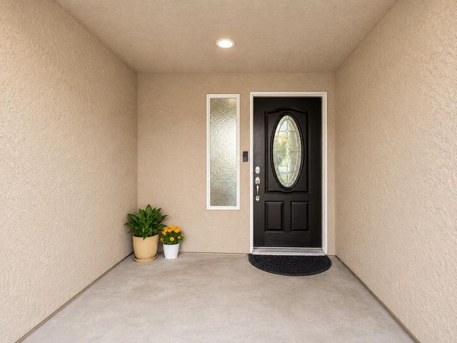 1517 Lincoln, Clovis, CA 93611