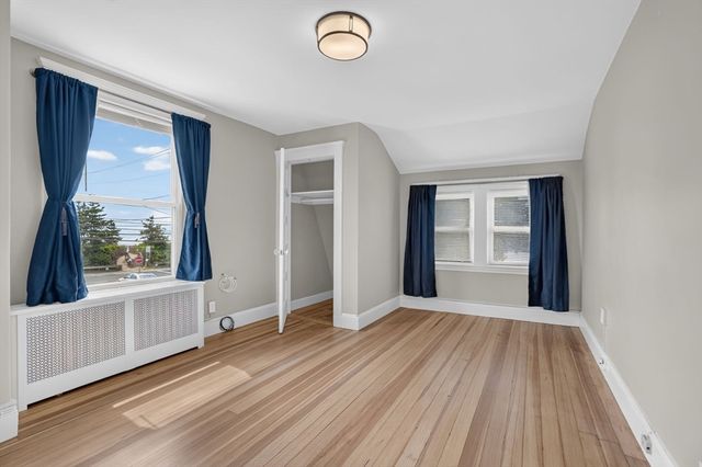 100 Whitin Ave, Revere, MA 02151