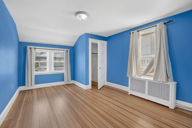 100 Whitin Ave, Revere, MA 02151