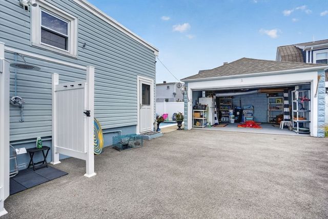 100 Whitin Ave, Revere, MA 02151
