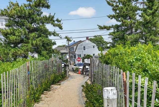 100 Whitin Ave, Revere, MA 02151