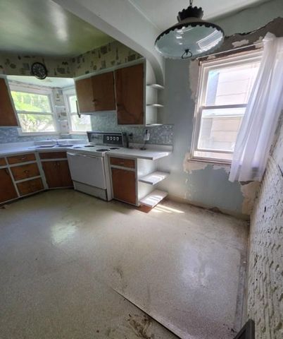 584 Chestershire Road, Columbus, OH 43204