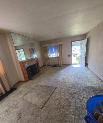 584 Chestershire Road, Columbus, OH 43204