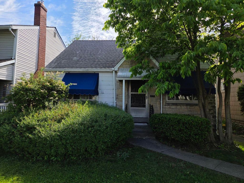 584 Chestershire Road, Columbus, OH 43204