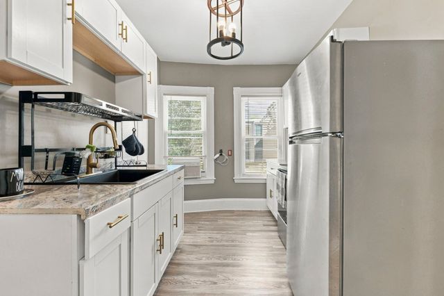 29 Chapman St 1, Canton, MA 02121
