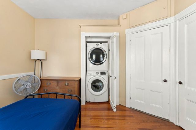 29 Chapman St 1, Canton, MA 02121