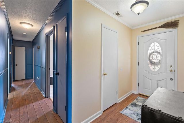 126 Maple Lane, King, NC 27021