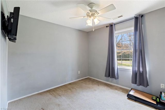 126 Maple Lane, King, NC 27021