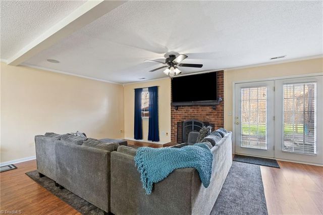 126 Maple Lane, King, NC 27021