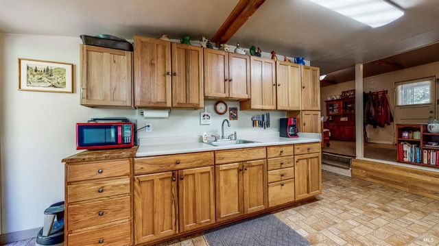 3240 Calistoga Rd, Santa Rosa, CA 95404