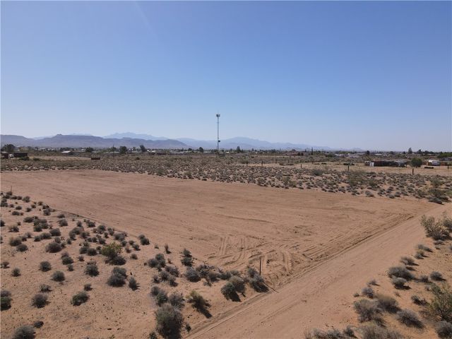 N2 Lot 14 N Hassayampa Road, Golden Valley, AZ 86413