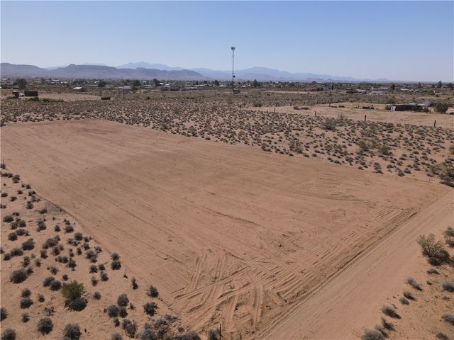 N2 Lot 14 N Hassayampa Road, Golden Valley, AZ 86413
