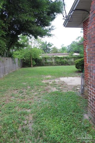 1003 E Texar Dr, Pensacola, FL 32503