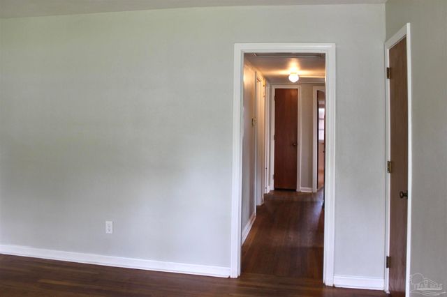 1003 E Texar Dr, Pensacola, FL 32503
