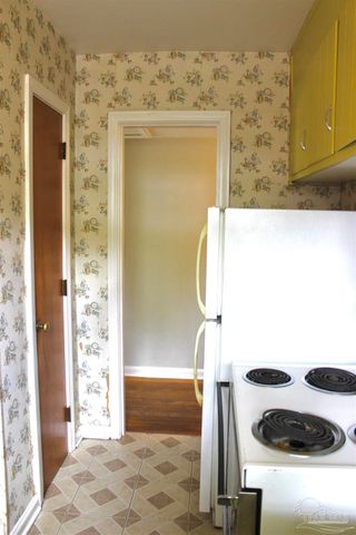 1003 E Texar Dr, Pensacola, FL 32503