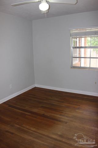 1003 E Texar Dr, Pensacola, FL 32503