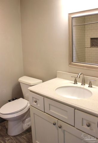1003 E Texar Dr, Pensacola, FL 32503