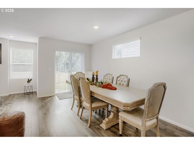 228 N 30TH Dr, Ridgefield, WA 98642