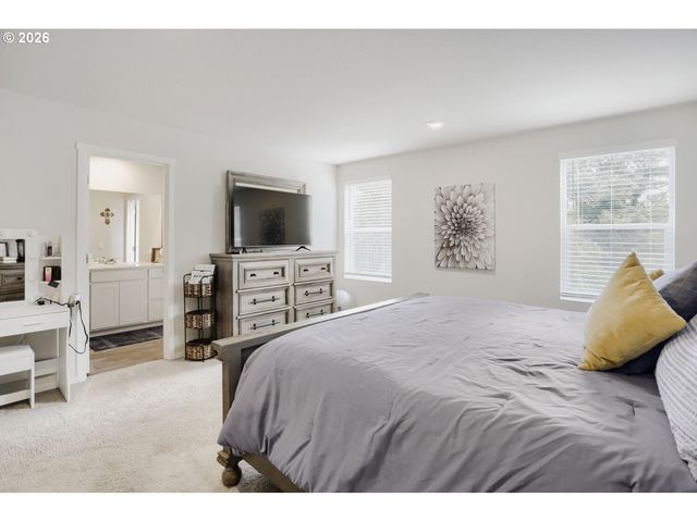 228 N 30TH Dr, Ridgefield, WA 98642